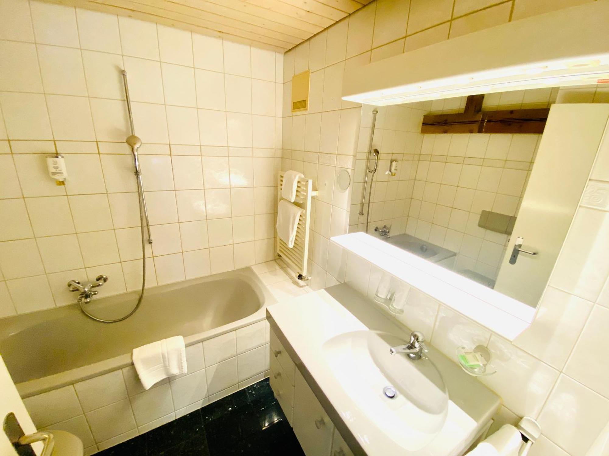Gasthof Kreuz Egerkingen Chambre photo